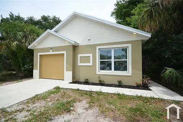 3303 Armstrong Ct — Photo 1