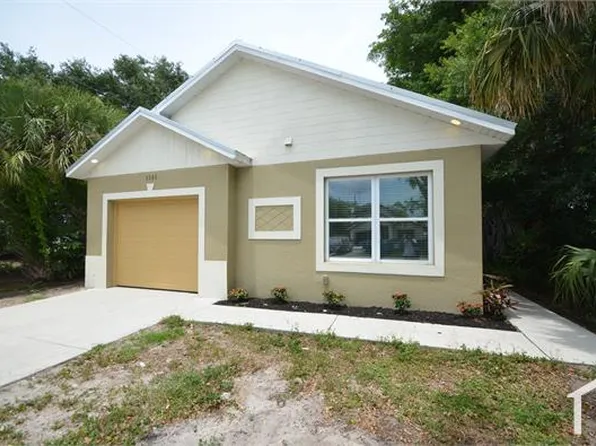 3303 Armstrong Ct, Fort Myers, FL 33916