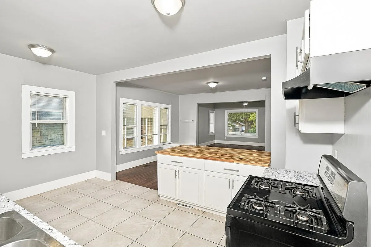 1236 N Boston Ave — Photo 4