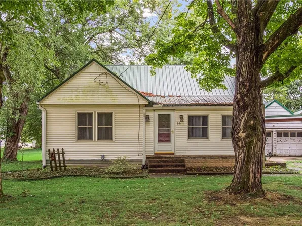 931 Merrick Ave, Zanesville, OH 43701