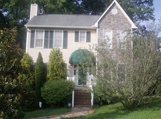 2155 Blue Stone Ln, Kernersville, NC 27284