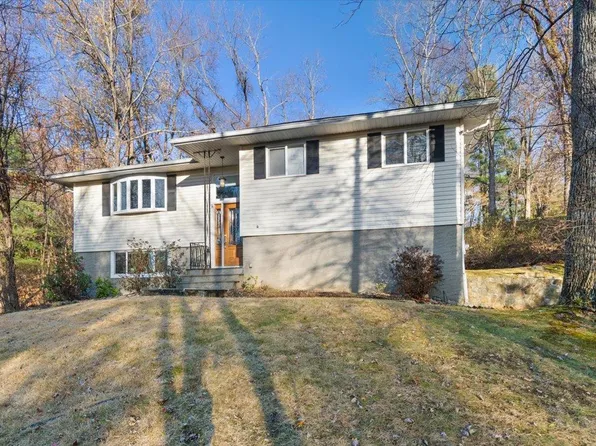 13 Minkel Road, Ossining, NY 10562