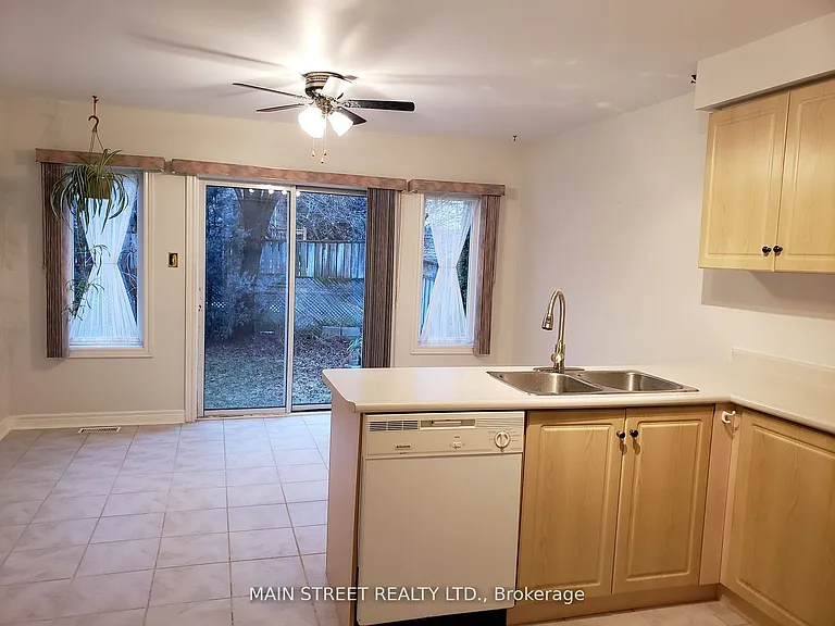 5 Brecken Dr — Photo 5