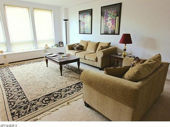 5th image of 1 Bratenahl Pl APT 312