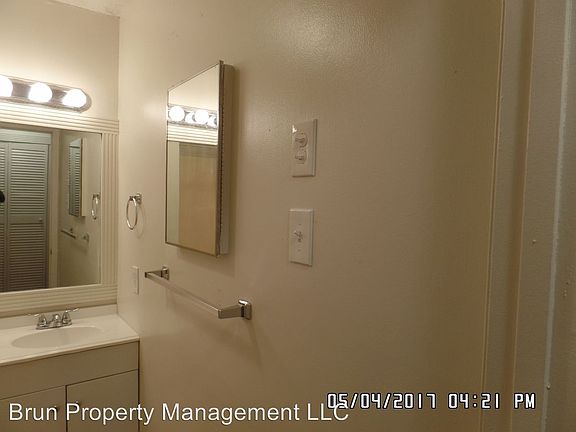 4th image of 612 Gertrude Ave APT I4