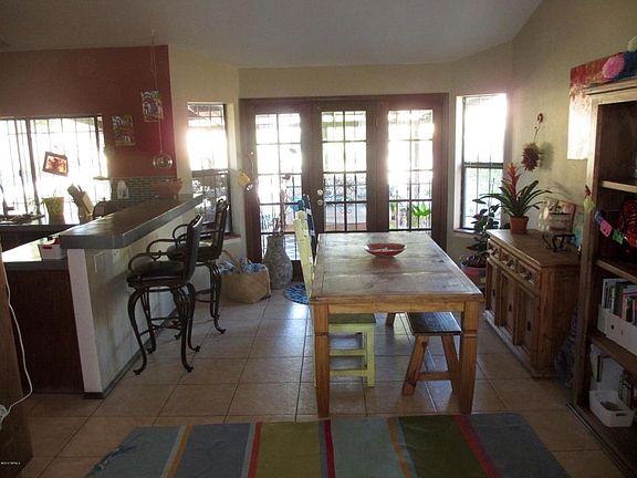 5th image of 1801 N Camino Claveles