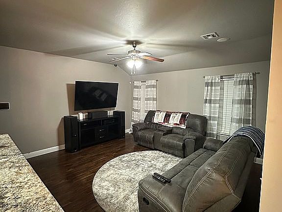 4th image of 13112 Camden Dr