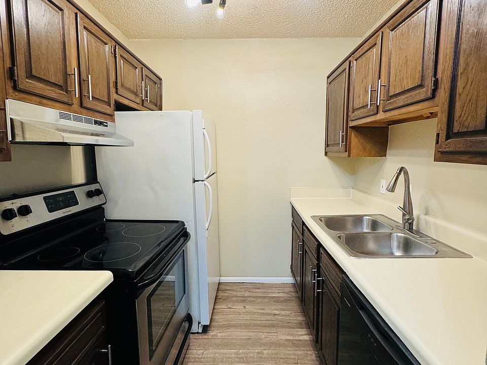 6800 Camden Ln 6800 Camden Ln Groves TX Zillow