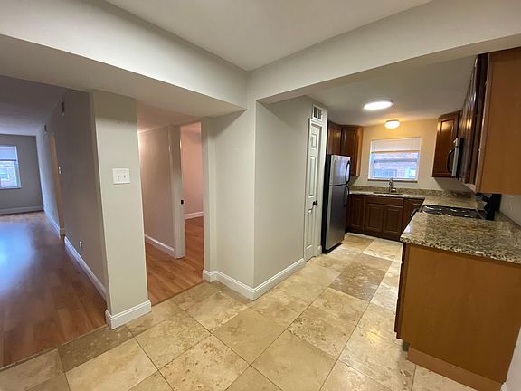 5th image of 7508 Buckingham Dr APT 5