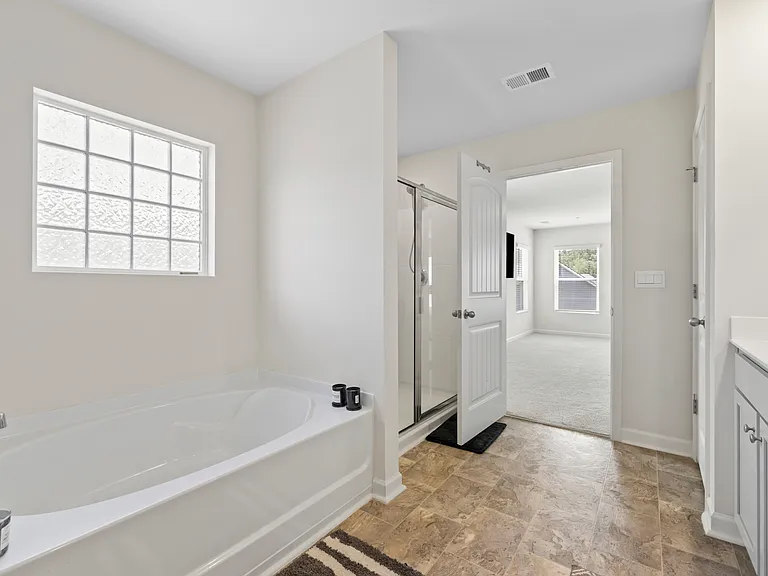 2725 Piper Dr — Photo 17