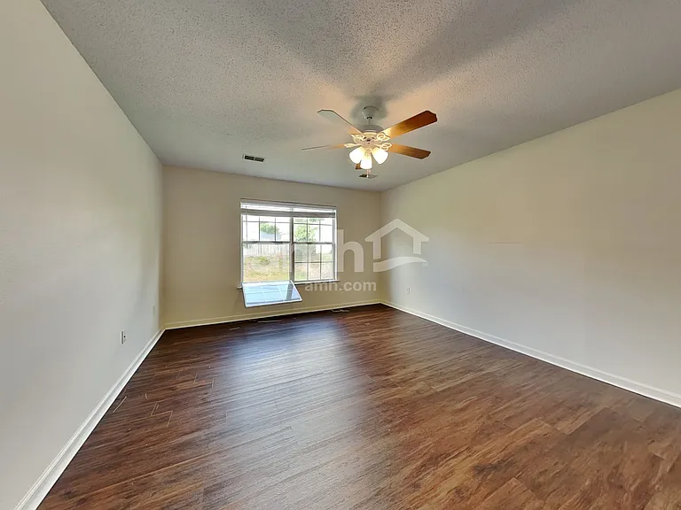 200 Revis Creek Ct — Photo 9