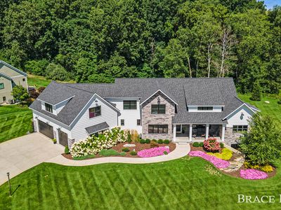 6735 Tara Ct NE, Rockford, MI, 49341