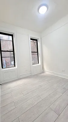 Rented by Oxford Property Group | media 11