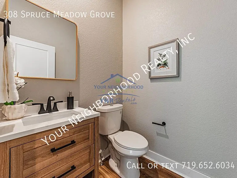 308 Spruce Meadow Grv — Photo 18