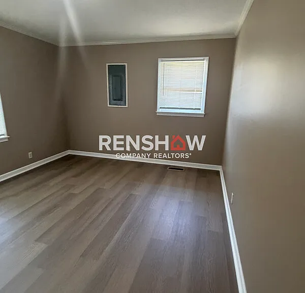 1222 N 28th Ave — Photo 10