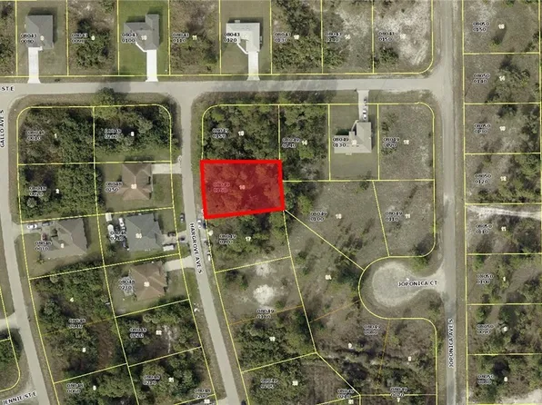 749 Hargrove Ave S, Lehigh Acres, FL 33974