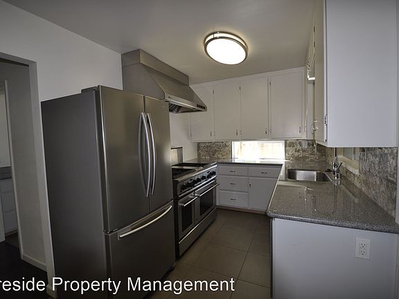 3rd image of 961 Thornton Way