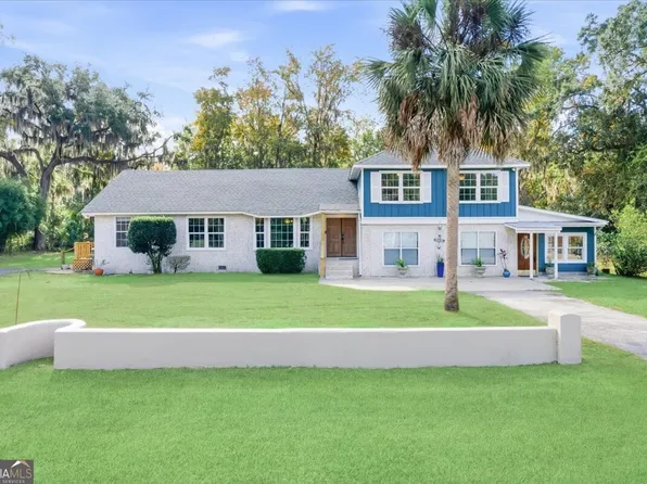 230 Yacht Rd, Brunswick, GA 31525