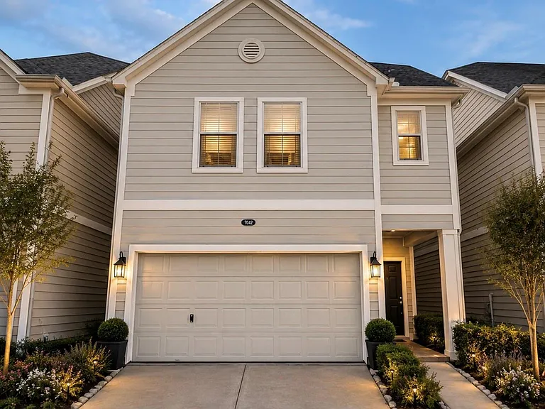 7042 Plum Creek Terrace Ln — Photo 1