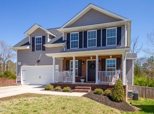 1601 Douglas Wood Ln, Knoxville, TN 37920