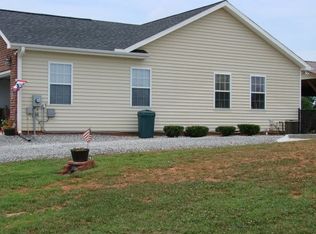 128 Primrose Dr, Stony Point, NC 28678