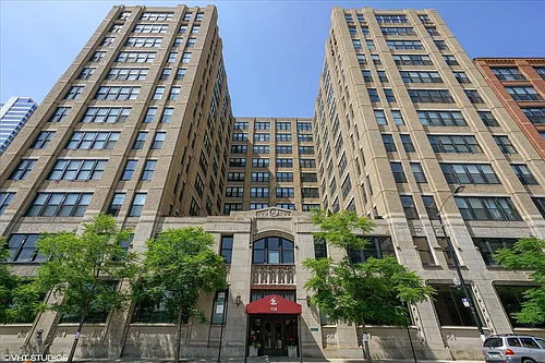 728 W Jackson Blvd #317 Photo 1