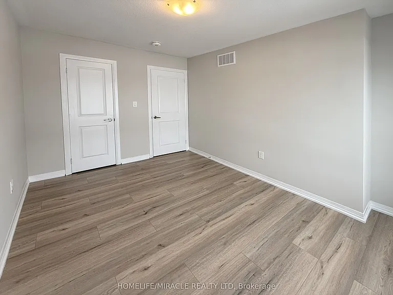 40 Middleton St — Photo 28