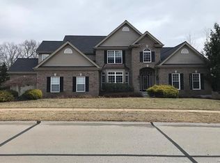 487 Chukker Valley, Ellisville, MO