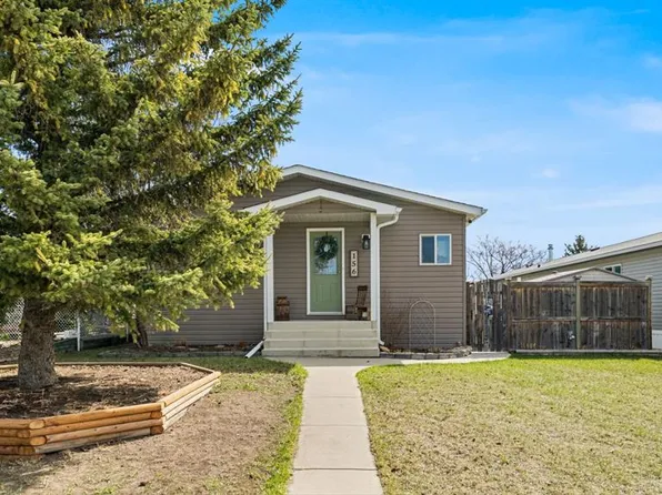 156 W Meadowlark Ln, Carstairs, AB T0M 0N0