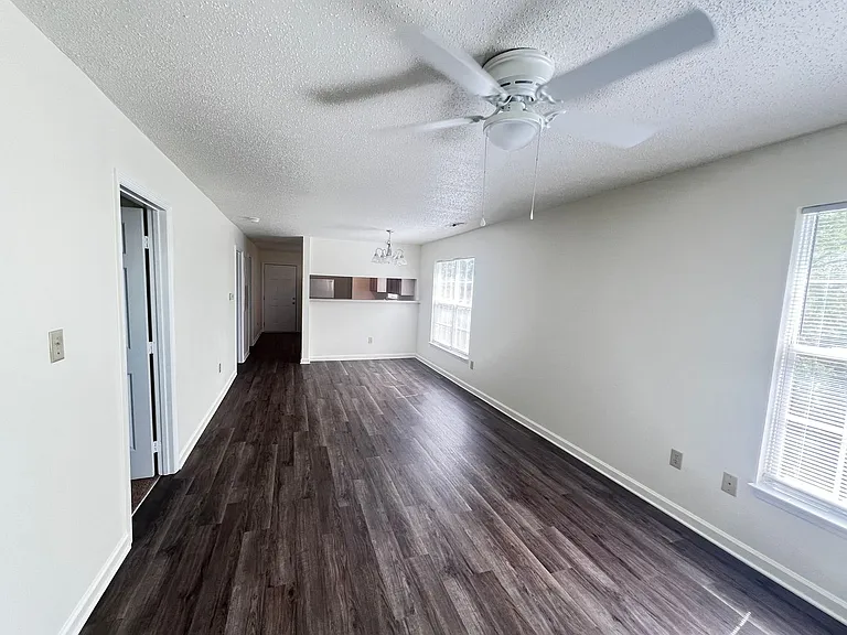 4243 Villas Dr #507 — Photo 11