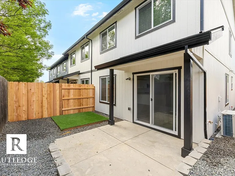 129 Bailee Way — Photo 21