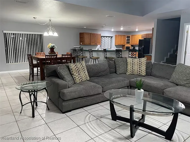 3116 Tanglewylde Ave — Photo 8