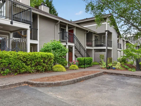 86 Kingsgate Rd Unit F105, Lake Oswego, OR 97035