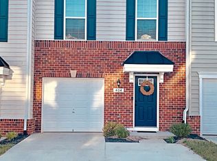 404 Streamview Dr, Fredericksburg, VA 22405