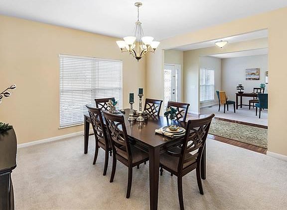 505 Olde Court Road, St. Charles, MO - Great Home for entertaining!