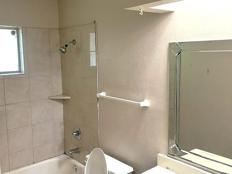 17323 Camberwell Green Ln — Photo 12