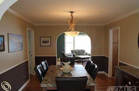 Dining Room.jpg