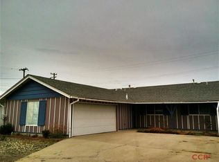 412 S T St, Lompoc, CA 93436