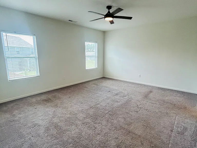 209 Michelangelo Pl — Photo 13