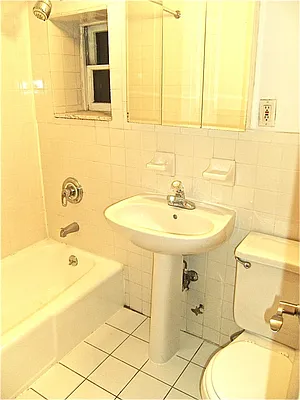 Rented by City Connections Realty | media 18