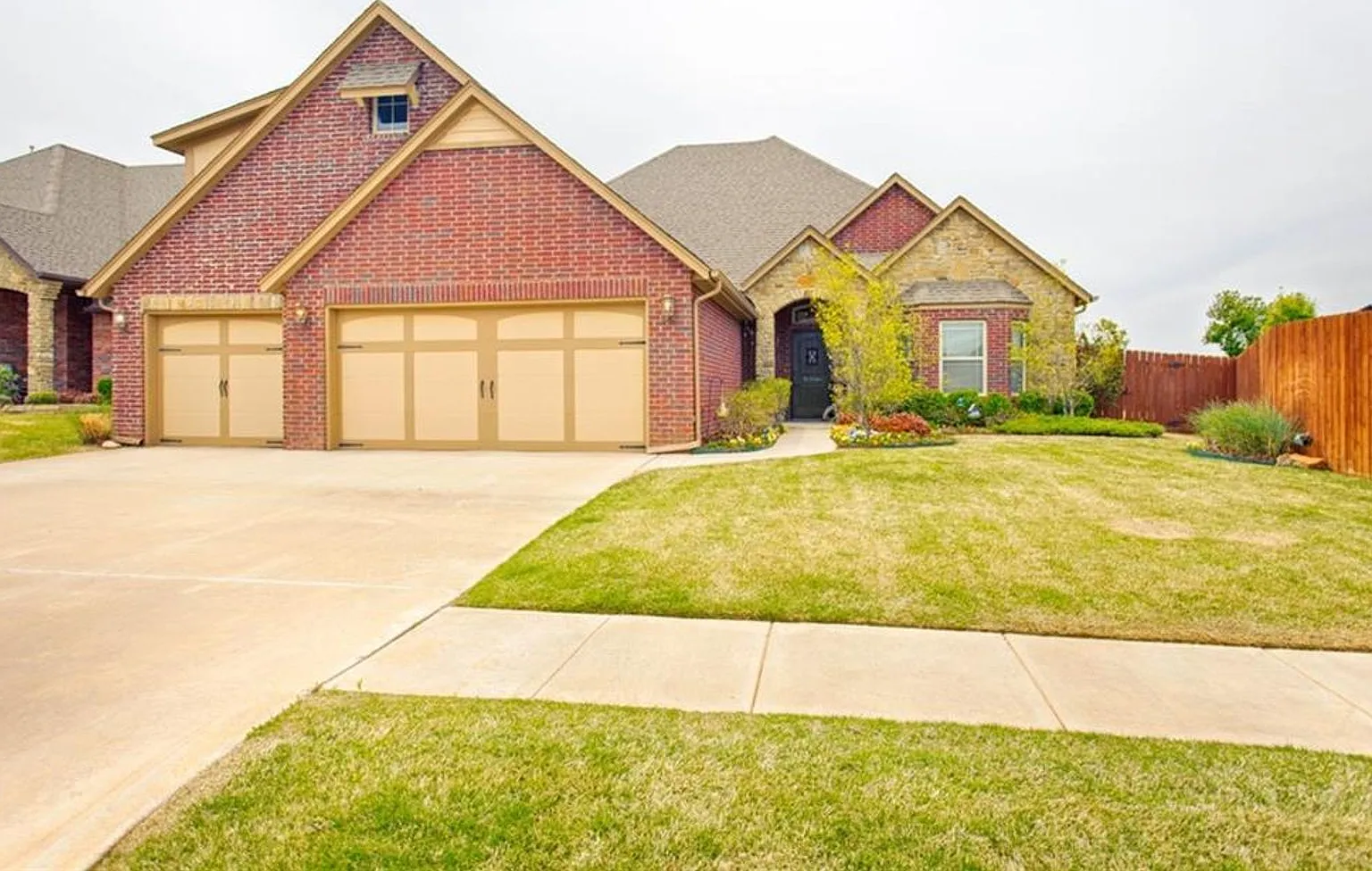 Deer Creek Schools- Gated Community — Photo 1