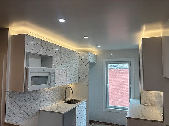 5th image of 31-19 23rd Ave #2