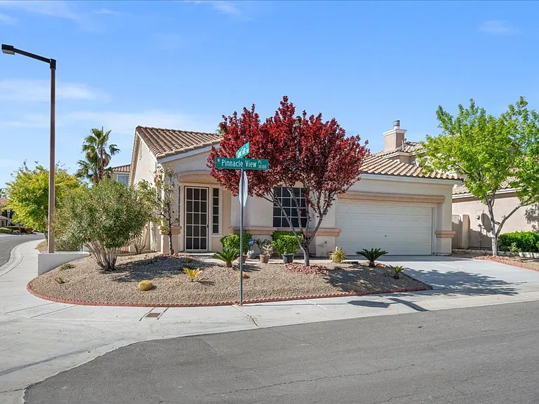 10101 Pinnacle View Pl — Photo 1