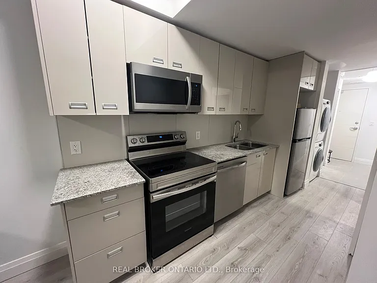 652 Princess St E #241 — Photo 2