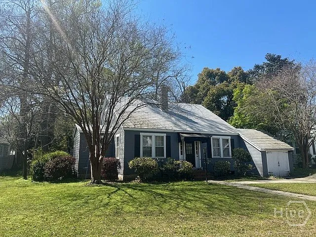 513 Kentucky Ave — Photo 1