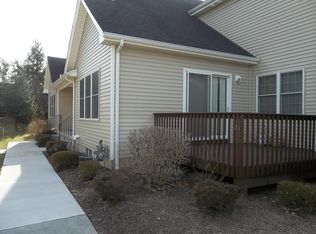 8 Reggie Way #E, Broad Brook, CT 06016