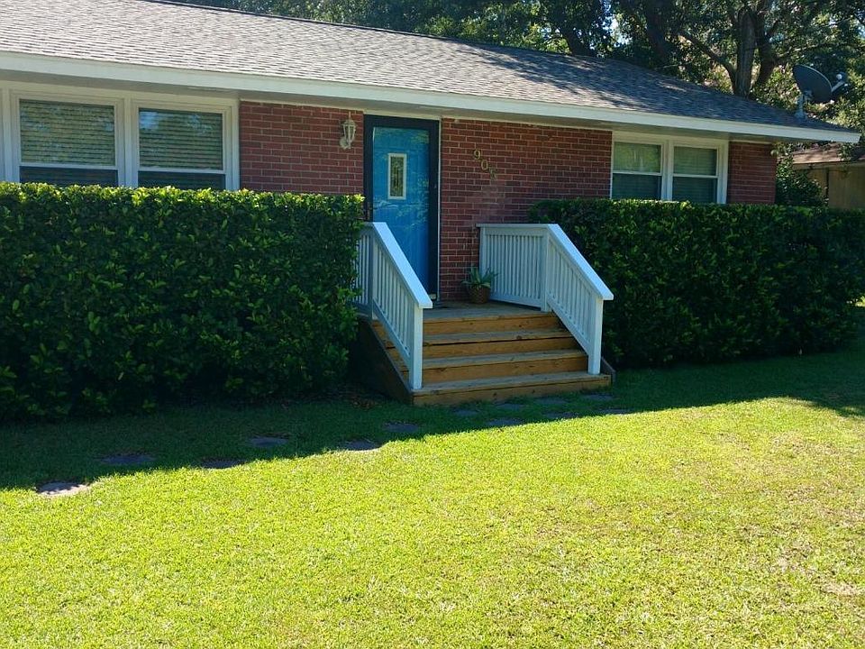 2nd image of 905 McTeer Cir