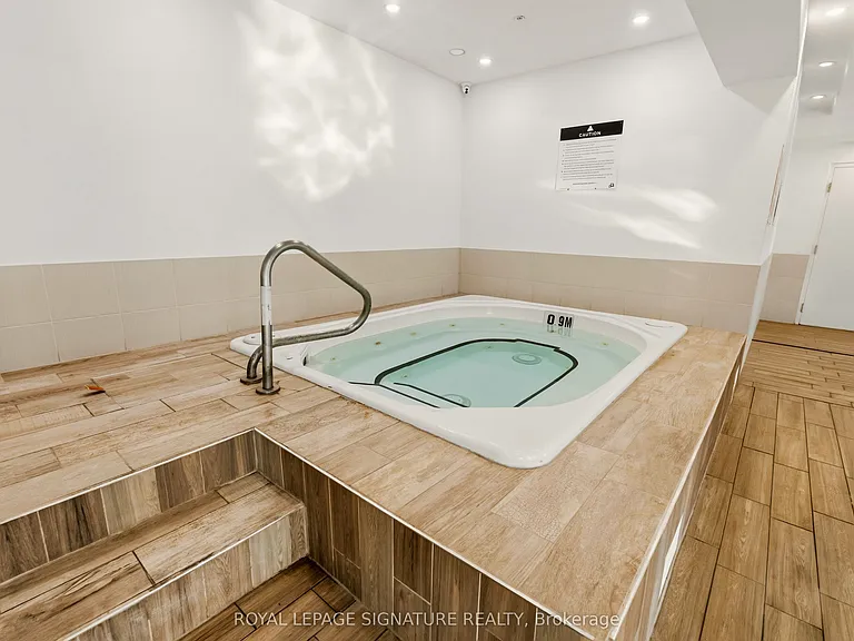 16 Harrison Garden Blvd #1609 — Photo 37