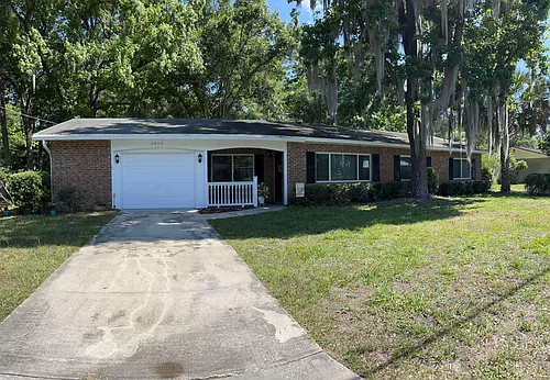 3452 NW 52nd Ave Photo 1
