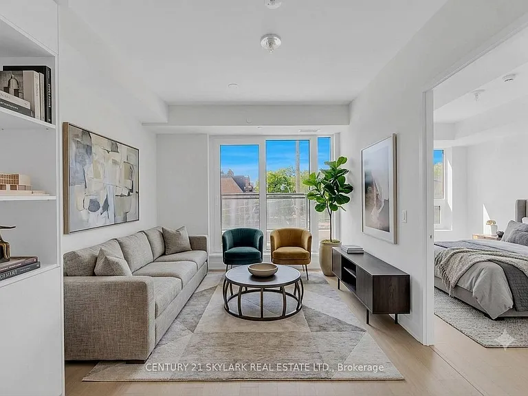 322 Dupont St #206 — Photo 5